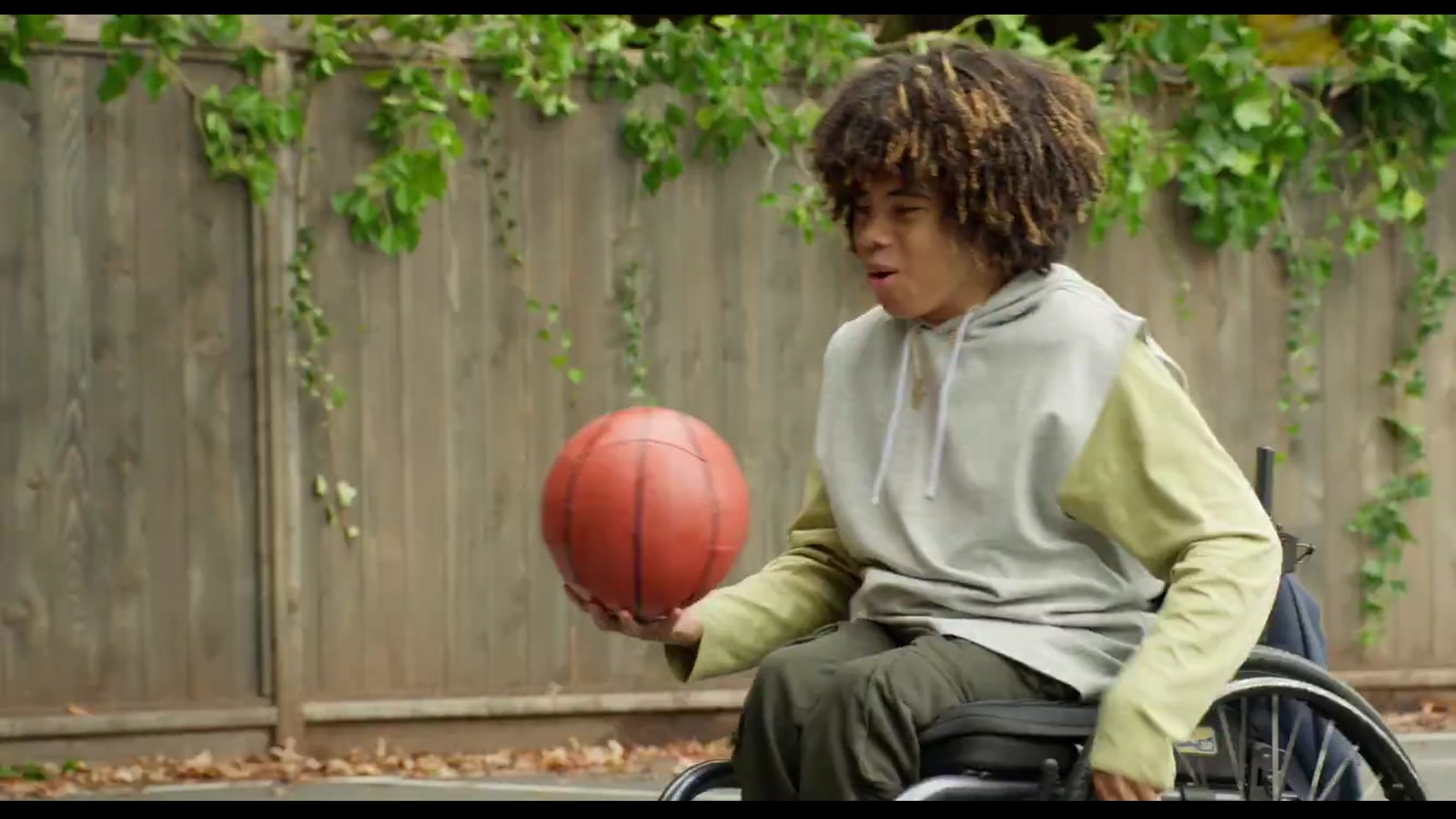 Air Bud Returns — Official Teaser